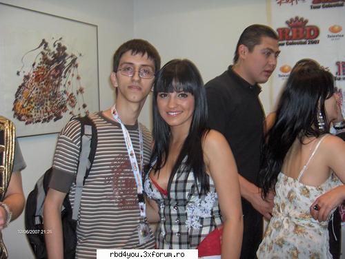 picz - hilary_vondy - Maite