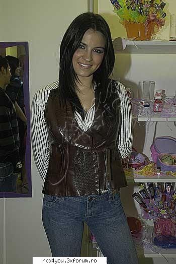 picz - hilary_vondy - Maite