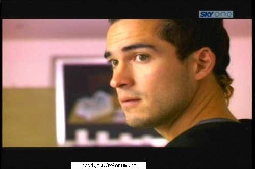 poncho - hilary_vondy - Rbd:La Familla