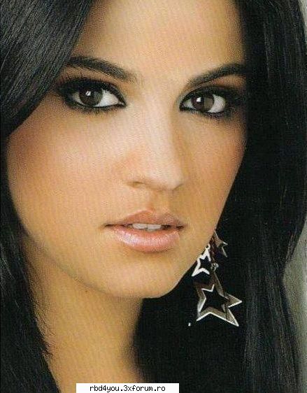 poza preferata k may... - andreea24 - Maite