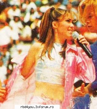 poze cu anahi mika - hilary_vondy - Anahi