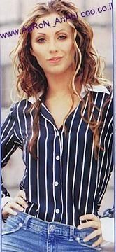 poze cu anahi mika - hilary_vondy - Anahi