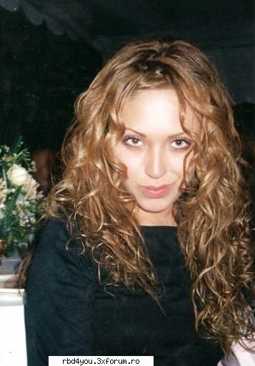 poze cu anahi mika - hilary_vondy - Anahi