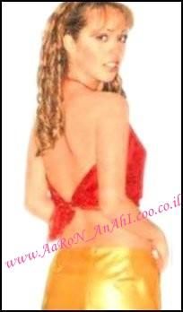 poze cu anahi mika - hilary_vondy - Anahi