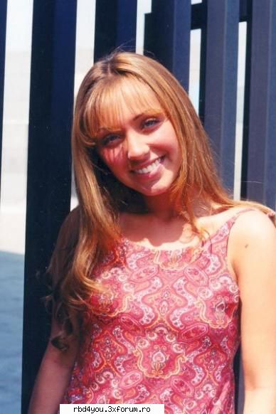 poze cu anahi mika - hilary_vondy - Anahi