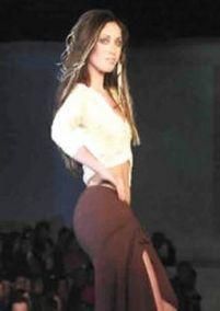 poze cu anahi mika - hilary_vondy - Anahi