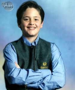 poze cu ucker pe cand era mik - hilary_vondy - Christopher