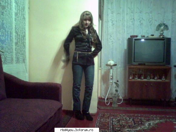 poze k userii - anahi_rebelde - about u...just u..because you're unik