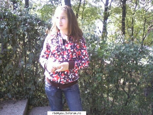 poze k userii - k pun daca vrei am sa pun cateva 1 - about u...just u..because you're unik
