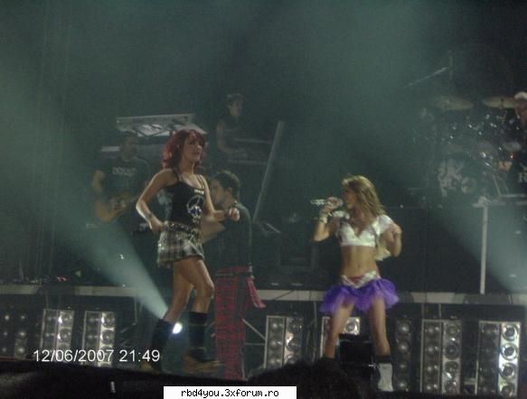 rbd in romania...... - elly_yummy_rbd - concerte