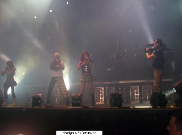rbd in romania...... - elly_yummy_rbd - concerte