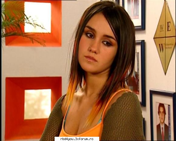 scans DuLcE-----rOBeRtA------- - hilary_vondy - Dulce